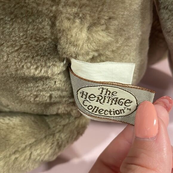Vintage Wrinkles Plush Puppy Dog Hand Puppet Grey Beige Stuffed Animal Toy 16” - Picture 4 of 11